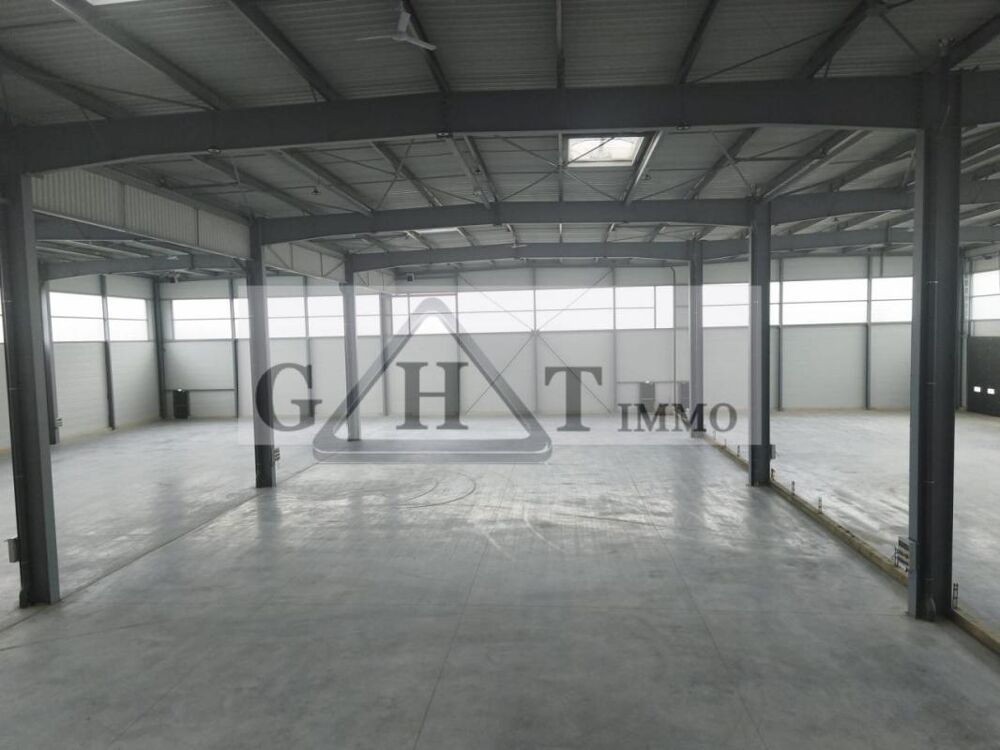   3428 M² ENTREPOT BUREAUX NEUF A LOUER A TORCY 