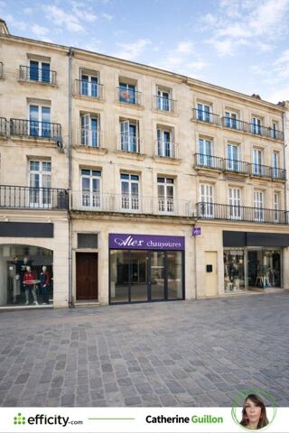 Immeuble à vendre 11 pièces 208 m²
