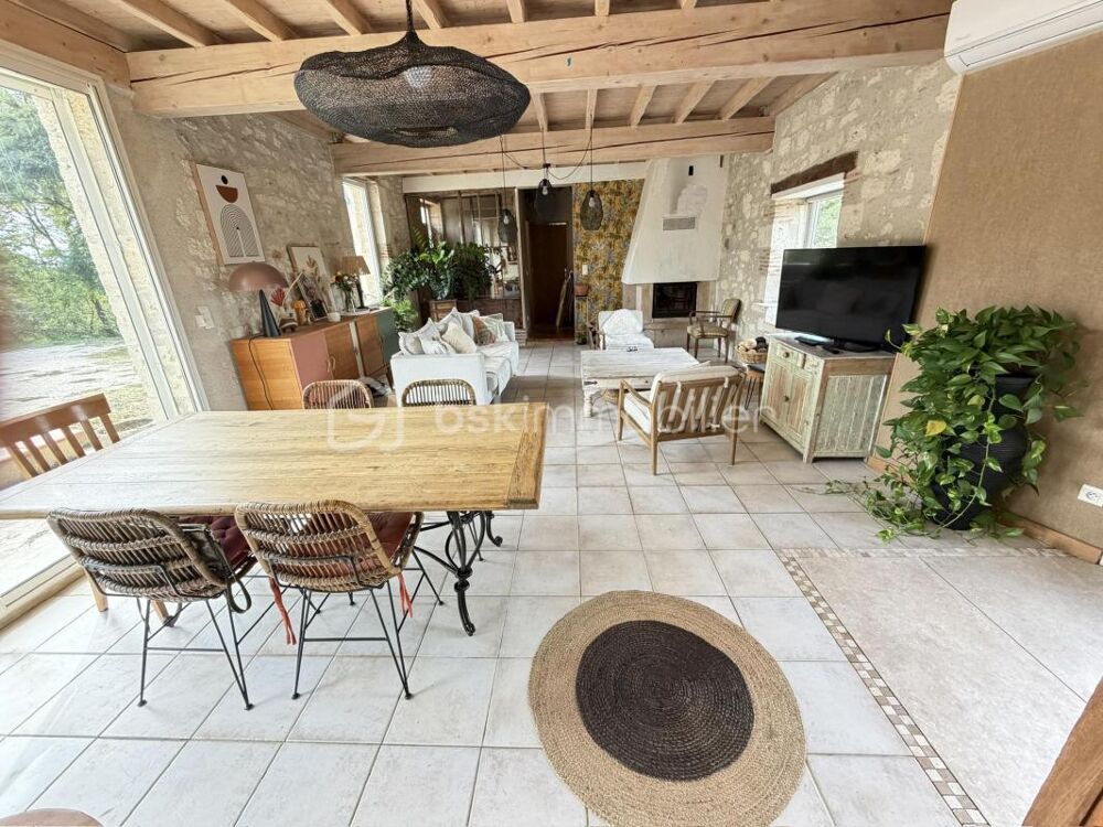 Vente Maison SUPERBE MAISON RÉNOVÉE EN PIERRES - 3/4 CHAMBRES- VUE - PISCINE - DEPENDANCES Castelculier