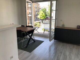  Appartement à louer 2 pièces 44 m²