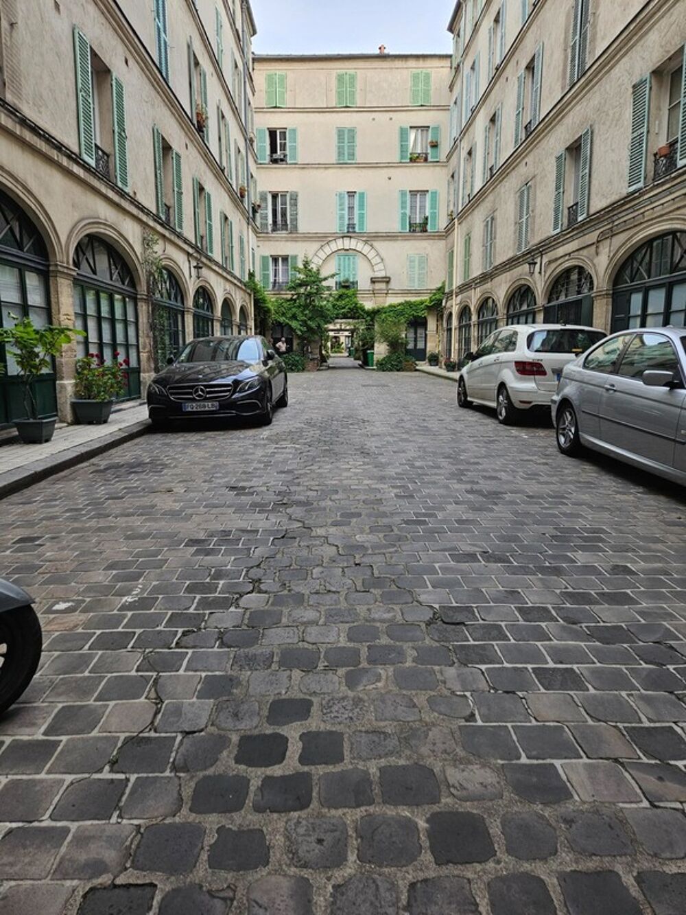 Vente Parking/Garage A VENDRE- PLACE DE STATIONNEMENT SECURISEE - PARIS 10e Paris 10