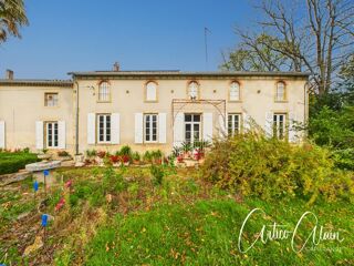  Maison � vendre 9 pi�ces 275 m�