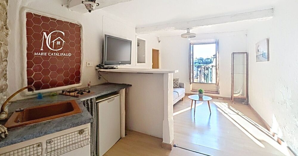 Vente Maison Maison de village avec FORT POTENTIEL et beaucoup de CHARME - ROQUEBRUNE SUR ARGENS Roquebrune sur argens