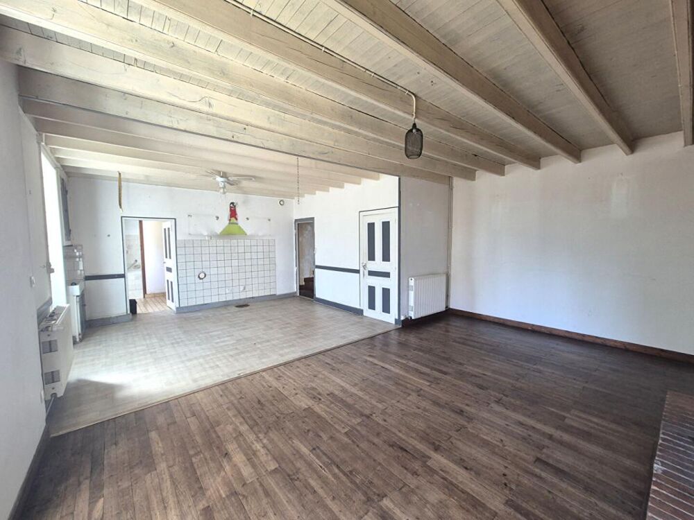 Vente Maison Maison de 92 m 2  à Blanzay, 3 chambres , garage, jardin, atelier Blanzay