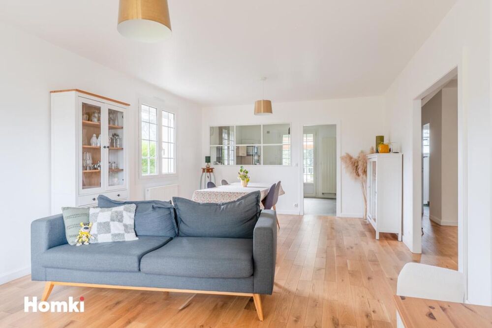 Vente Maison Maison/Villa T7 de 129 m² à Treillières 44119 Treillieres