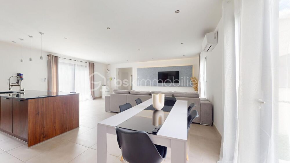 Vente Maison Maison de plain-pied avec suite parentale et piscine Bagnols sur ceze