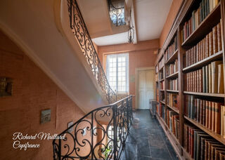  Maison à vendre 7 pièces 303 m²