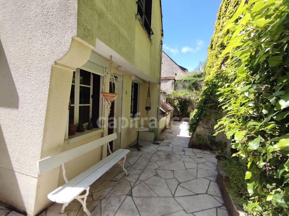 Maison 7 pièces 241 m² · à Cravant · 241 m² · 288 000 €