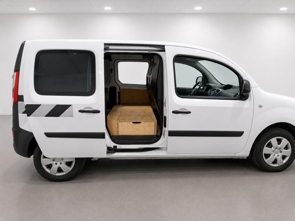 Kangoo Express 1&deg; Main / 1.5L B DCI 95cv de 2021 version GRAND CONFORT CLIM 2021 occasion 60430 Abbecourt