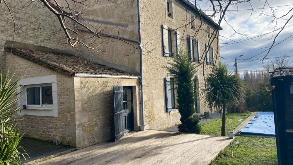 ÉCHIRÉ centre (79410)