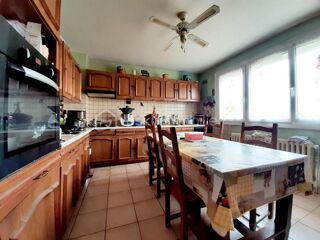  Propri�t�/ch�teau � vendre 5 pi�ces 123 m�