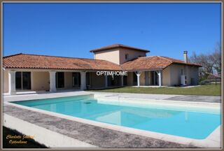  Maison à vendre 7 pièces 234 m²