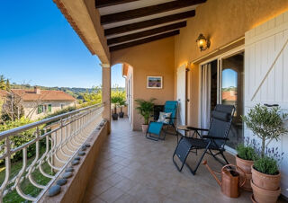  Maison � vendre 9 pi�ces 228 m�