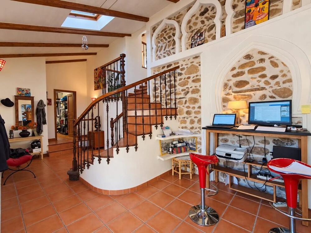Vente Maison Maison de 248 M² avec piscine et garage Saint laurent de neste