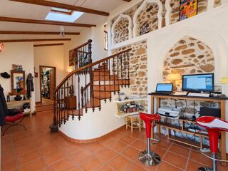 Vente Maison Maison de 248 M² avec piscine et garage Saint laurent de neste