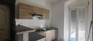  Appartement à louer 4 pièces 111 m²