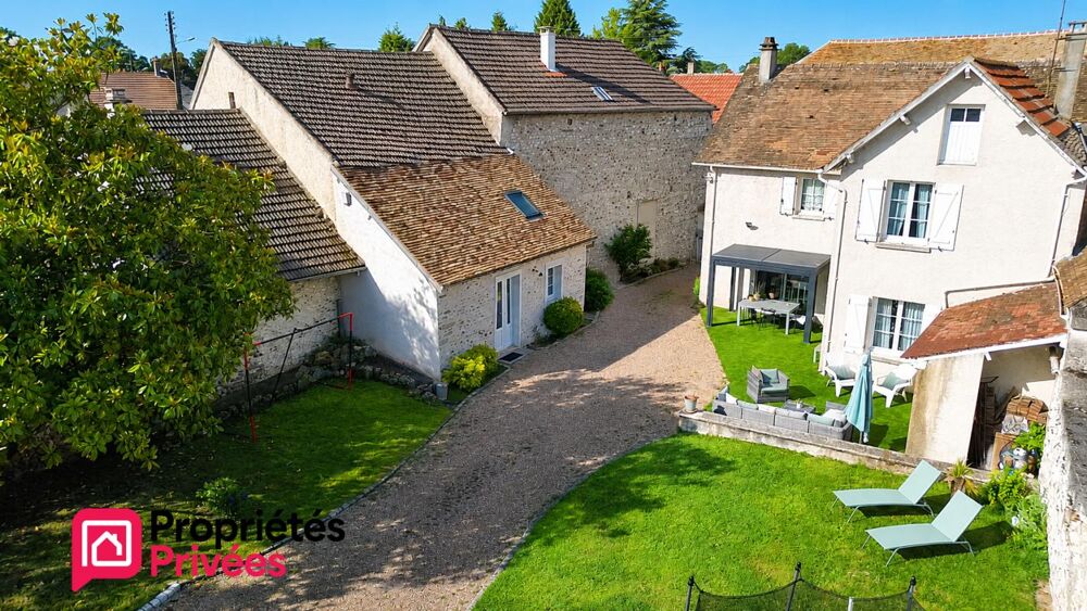 Vente Maison Maison ancienne 138m2 4 chambres grand garage 74m2 Jardin clos 625m2 345000FAI Longnes