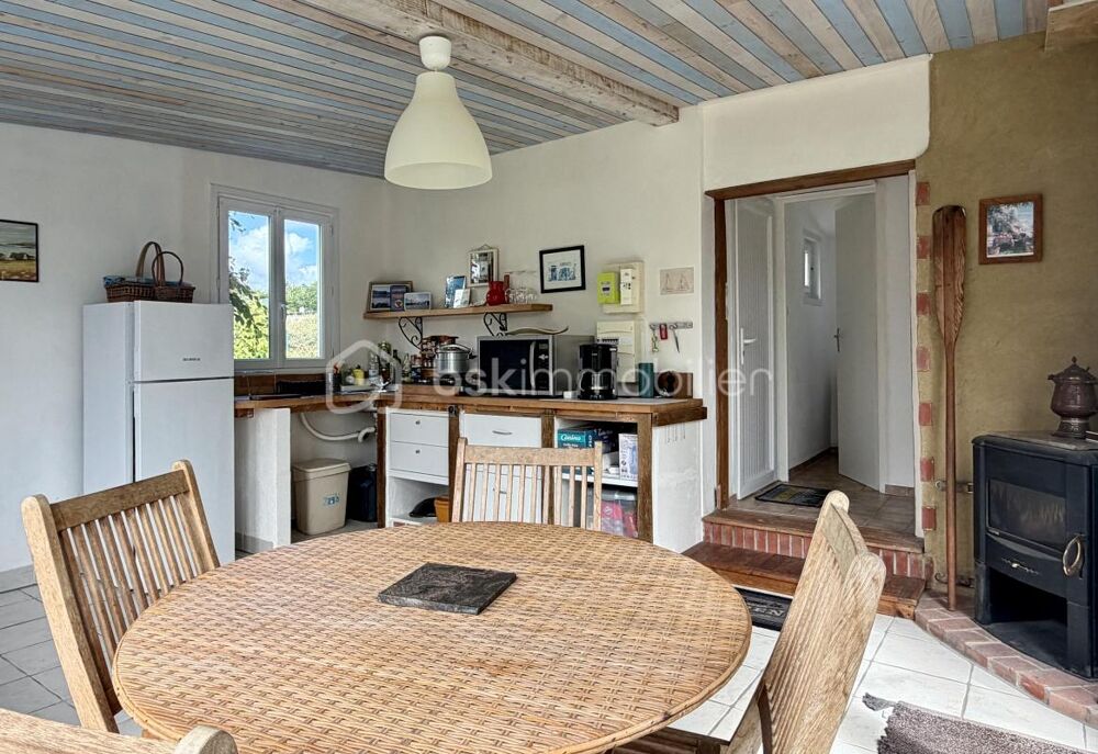 Maison de vacances sur terrain à bâtir