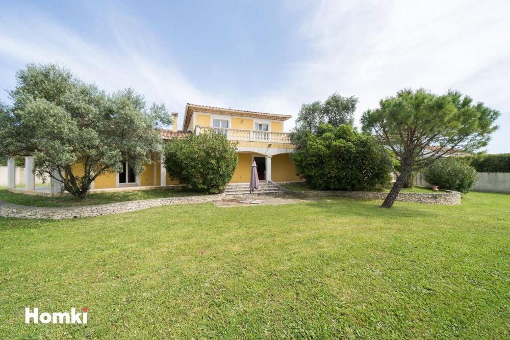 Magnifique Villa T7 de 190 m² avec mazet de 50m² à Bagard 30140