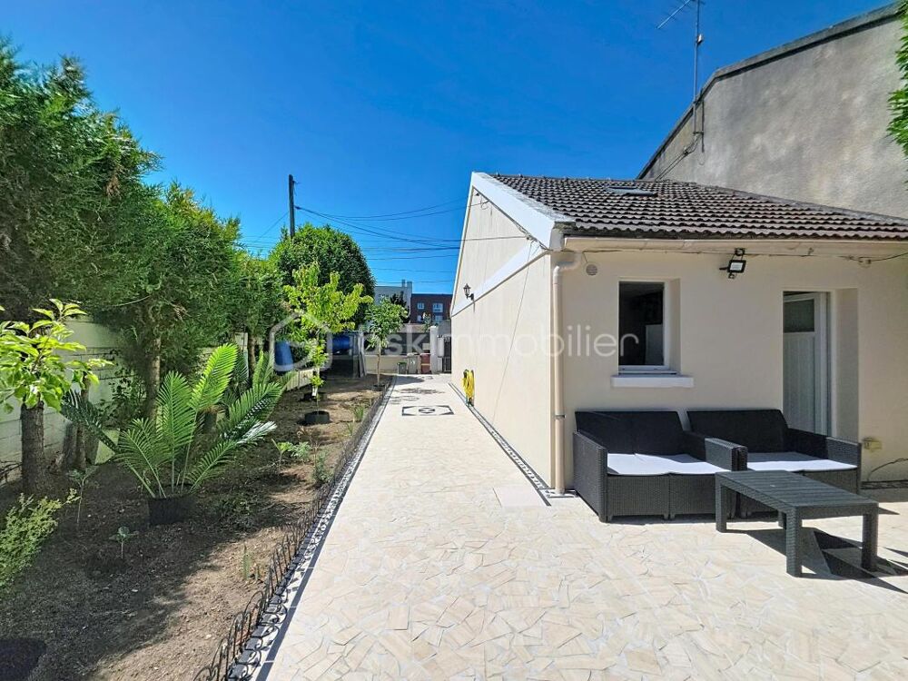 Vente Maison Maison de 5 pièces avec 3 chambres et sa dépendance meublée Chelles