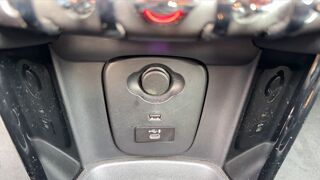 Cooper 1.5 136 BVA7 Edition Camden - Automatique Toit ouvran 2021 occasion 11000 Carcassonne