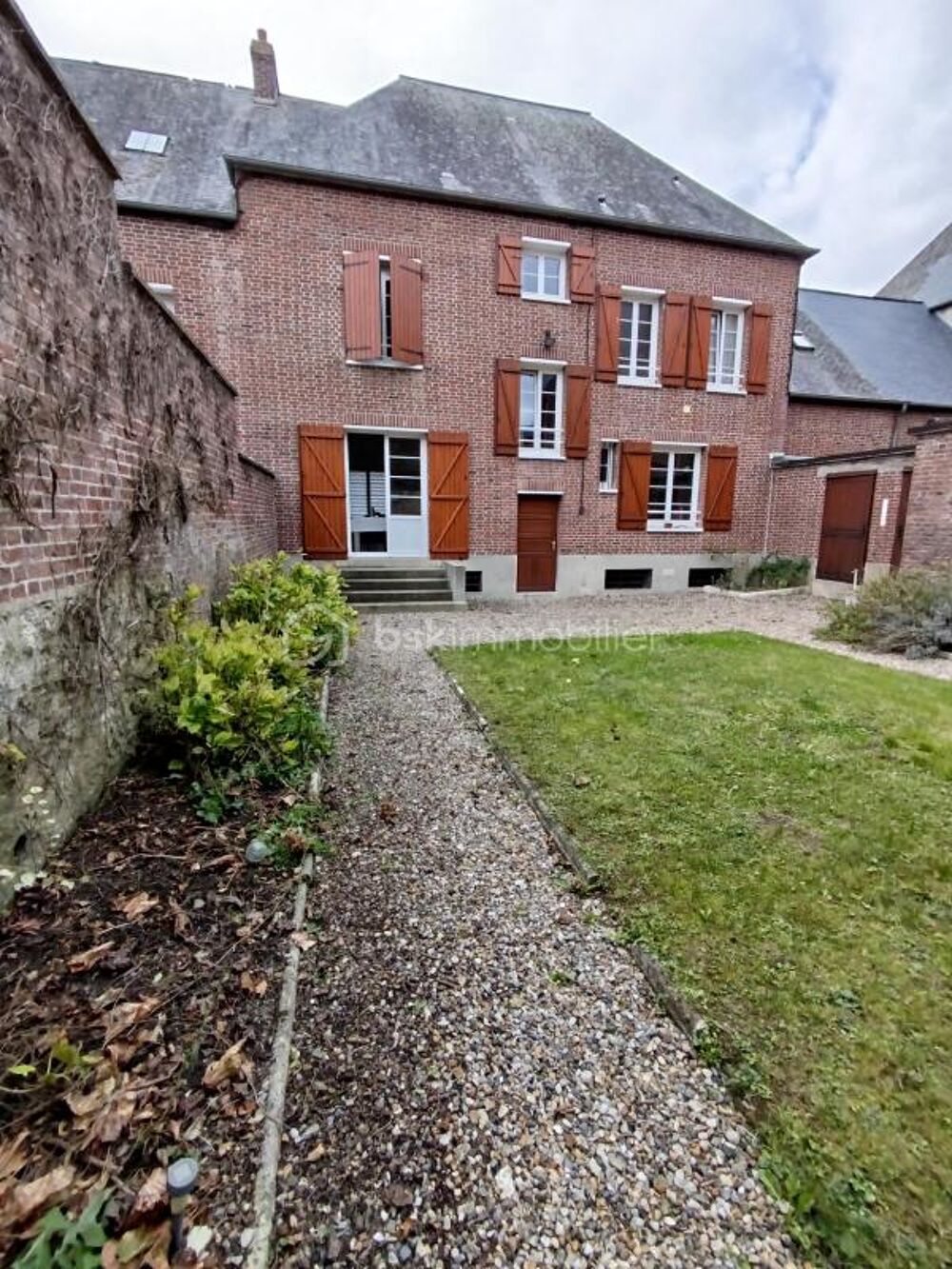 Maison familiale plein centre de Foucarmont