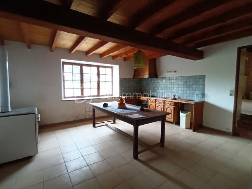 Vente Maison ? Ensemble immobilier en pierre – 3 logements indépendants – Fort potentiel locatif à Jonzac Jonzac