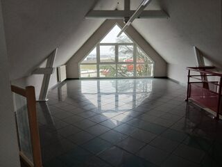   À louer : Bureau à Miserey-Salines – Opportunité à ne pas manquer ! Miserey salines