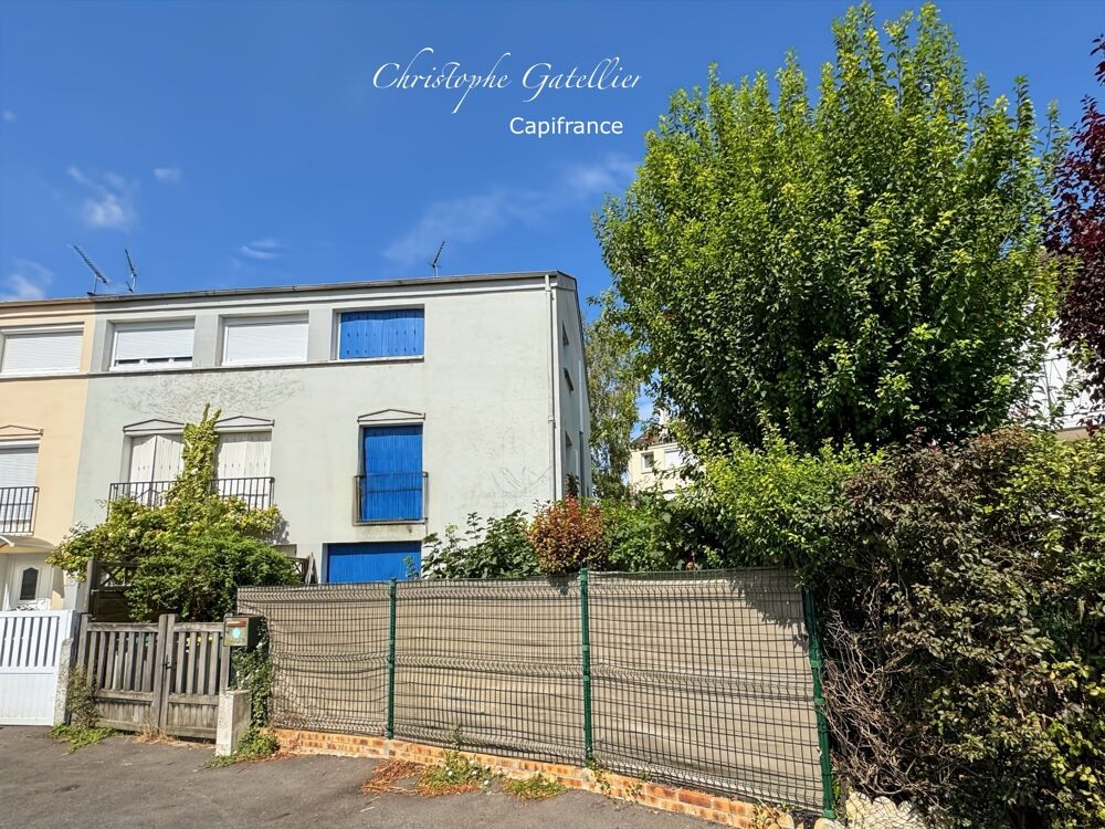 Villepreux  Quartier de la Haie Bergerie  Maison familiale de 85 m² avec jardin, garage et pompe à chaleur