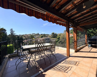  Villa à vendre 5 pièces 140 m²