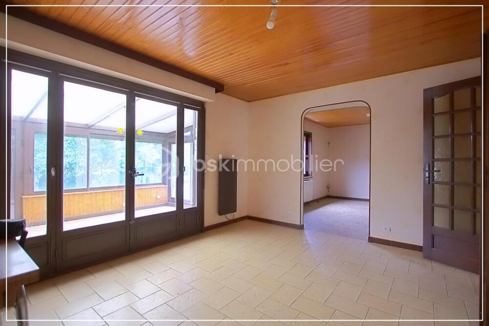 Vente Maison Maison de plain-pied avec dépendance, pièce indépendante, sous-sol complet et terrain clos de 770 m² Saint pierre de chandieu