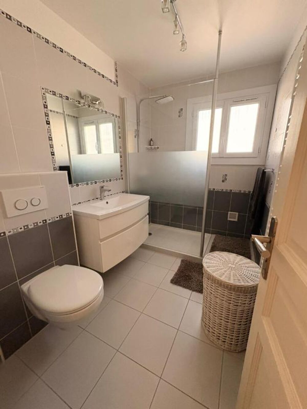 Vente Maison Maison 4 pièces / 73 m² / 226 000 EUR / ROQUEBRUNE-SUR-ARGENS Roquebrune sur argens