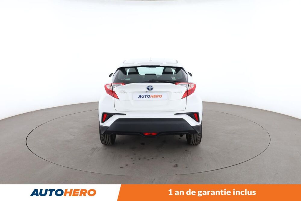 C-HR 1.8 Hybride Dynamic 122 ch 2018 occasion 92130 Issy-les-Moulineaux