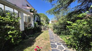  Maison à vendre 11 pièces 278 m²