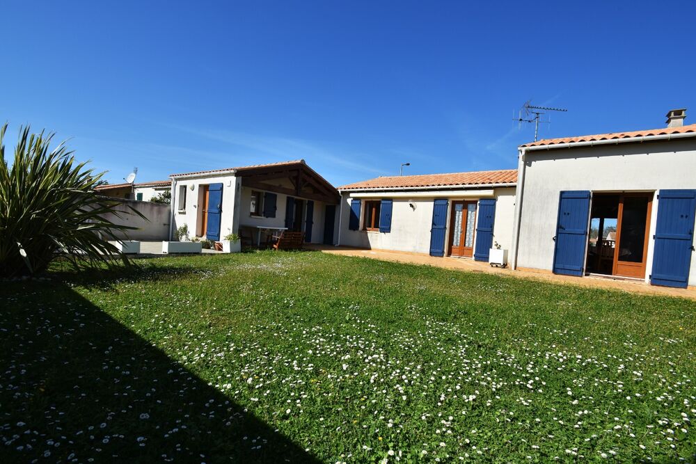 Ile d'OLERON, LA BREE LES BAINS (17), Charente-Maritime, Maison à vendre 5 pièces, 106 m² habitables, terrain 540 m²