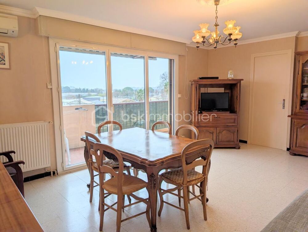 Appartement T4  88 m²  Nîmes Saint-Césaire  Garage & Cave