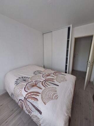  Appartement à louer 2 pièces 39 m²
