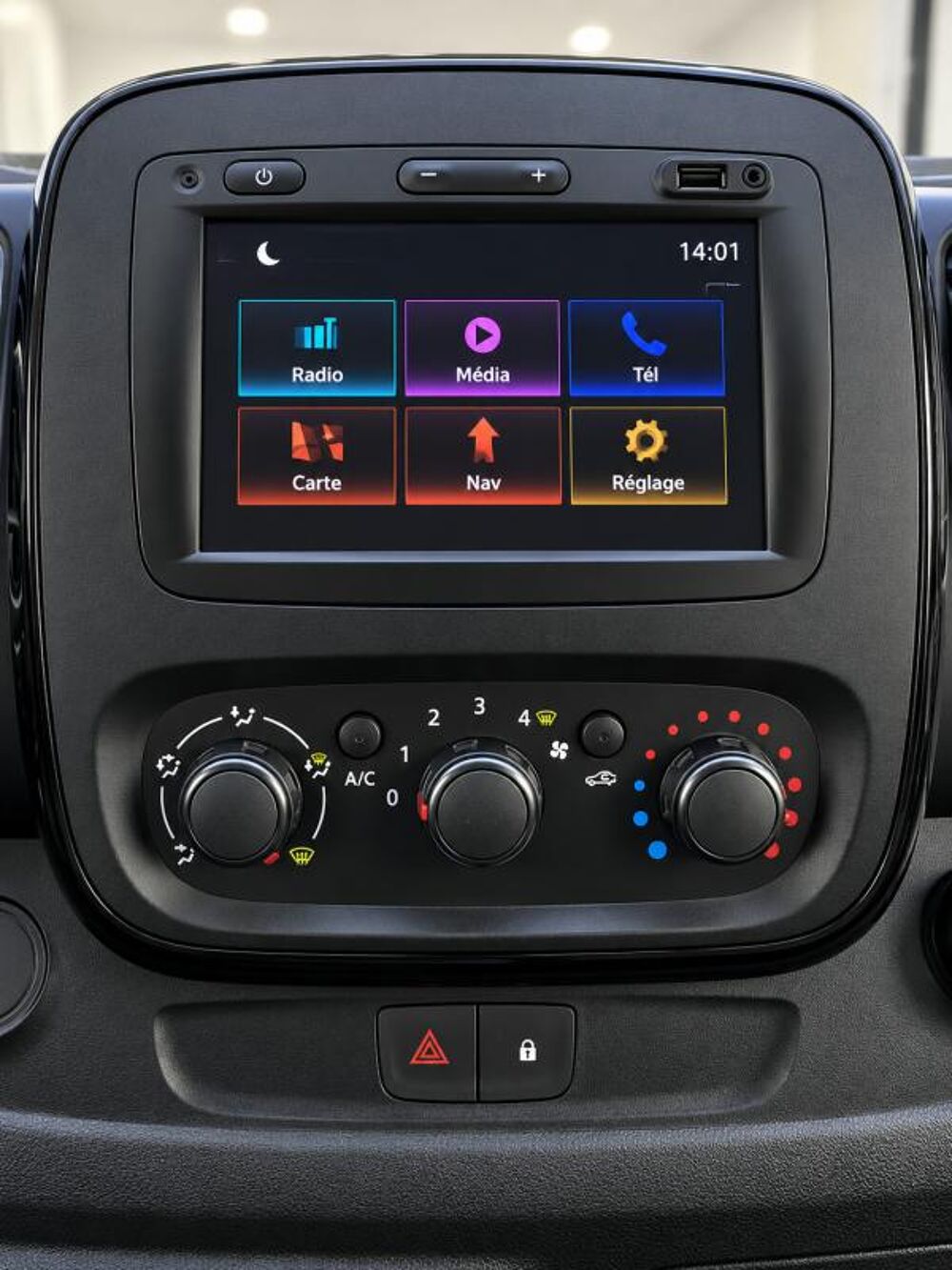 Vivaro 1&deg; Main / 1.6l CDTI 120cv Clim + 3pl T&eacute;l/Clim/R&eacute;gul/Radar L1 2018 occasion 60430 Abbecourt