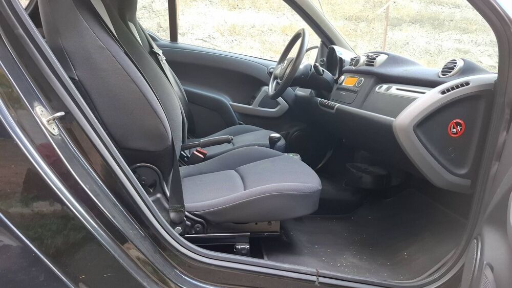 ForTwo 1.0 61 MHD BVA Pure 2012 occasion 93400 Saint Ouen Sur Seine