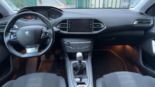 308 SW II 1.2 PureTech 130 Allure 2019 occasion 94800 Villejuif