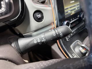 Espace V 1.6 dCi 16V EDC6 161 cv INITIAL PARIS 2018 occasion 85190 Venansault