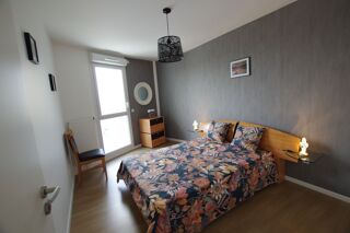  Appartement à louer 3 pièces 65 m²