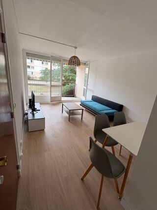  Appartement à louer 3 pièces 58 m²