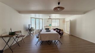  Propriété/château à vendre 9 pièces 208 m²