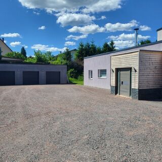  Maison  vendre 8 pices 230 m