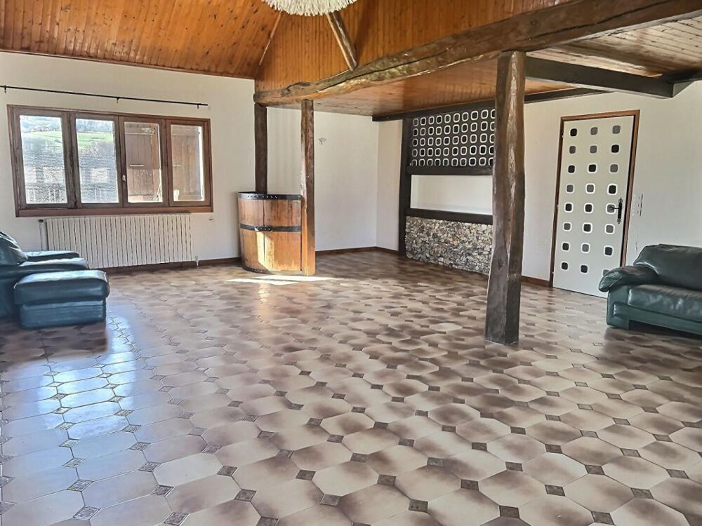 OPPORTUNITE RARE - Ensemble immobilier avec fort potentiel 12 pièce(s) 349 m2