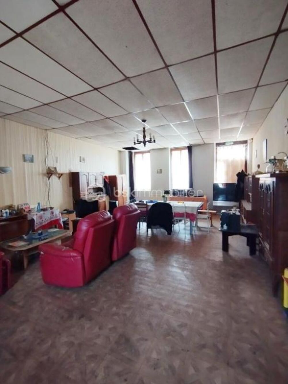 Grande maison 236 m² avec dépendances