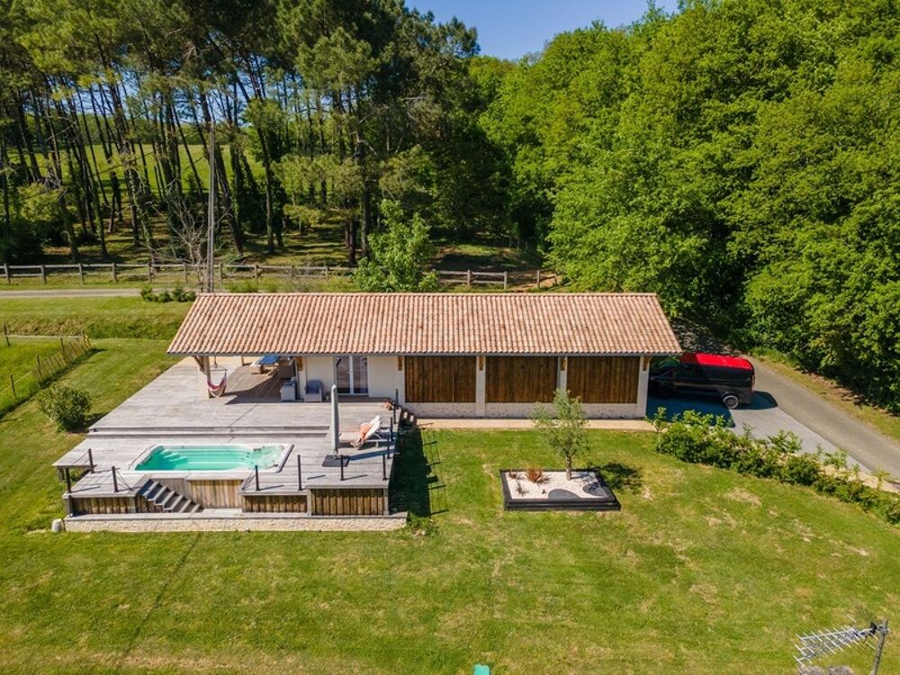 Propriété de charme avec vue panoramique sur la forêt 170m2, dépendance avec studio et grange, SALLEBOEUF