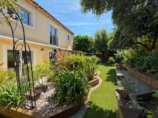  Villa  vendre 4 pices 137 m