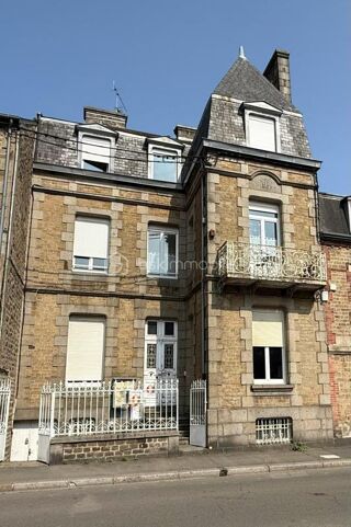  Immeuble � vendre 11 pi�ces 312 m�